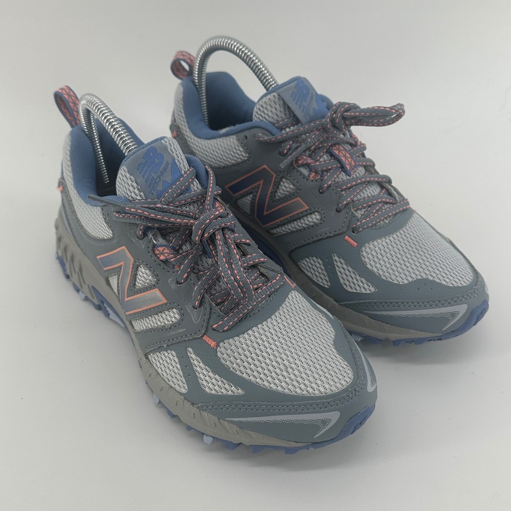 New Balance 412 v3 Women 7 Grey Pink Blue Trail Running‎ Shoes All Terrain 2022